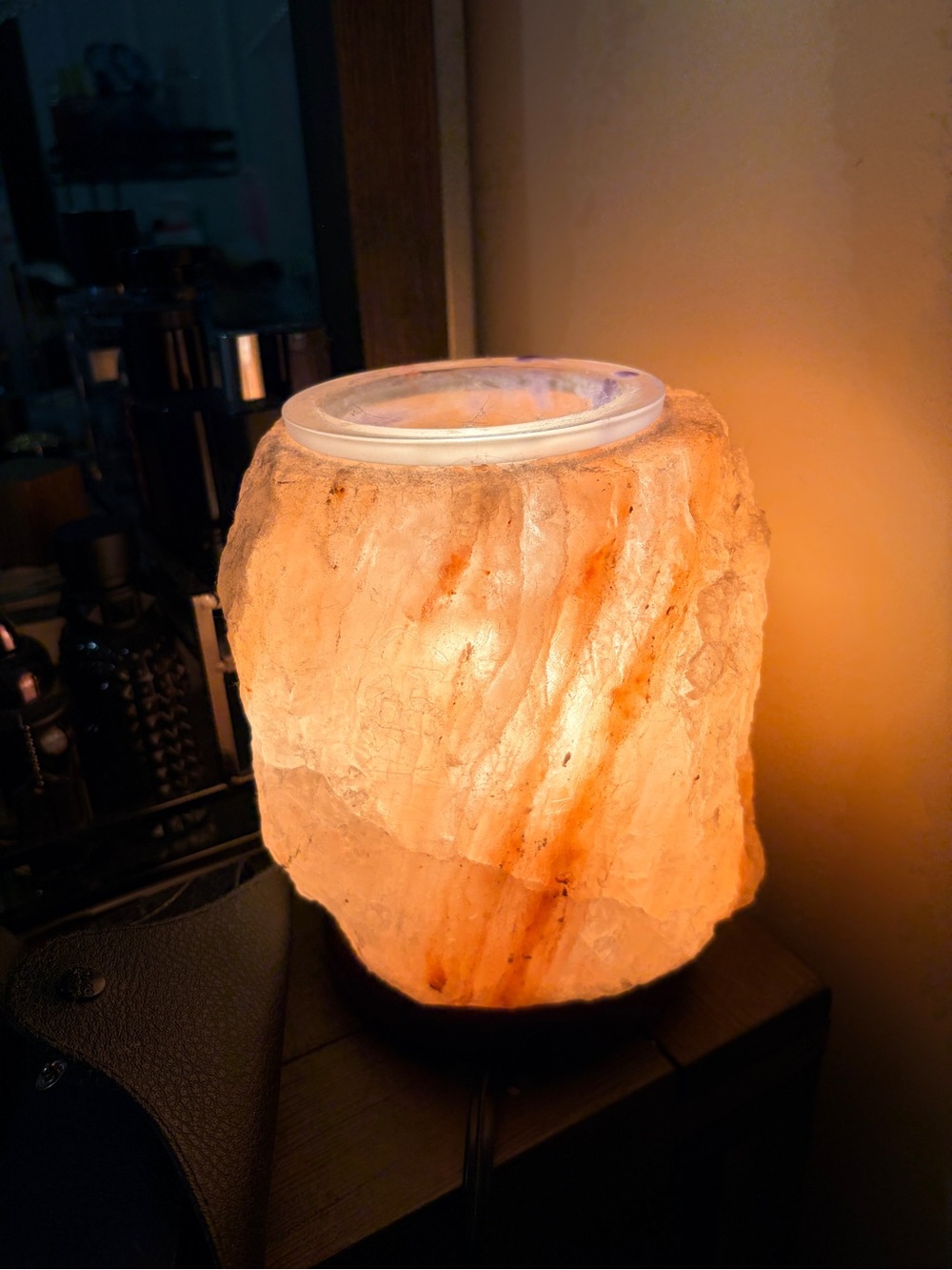 EUC Scentsy salt lamp wax warmer